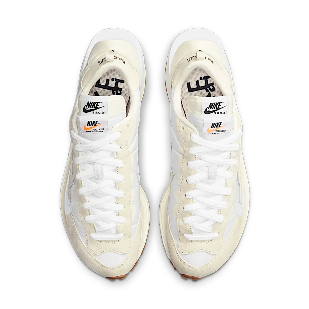 Nike Vaporwaffle sacai Sail Gum