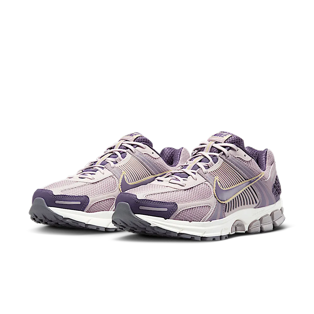 Nike Zoom Vomero 5 Platinum Violet