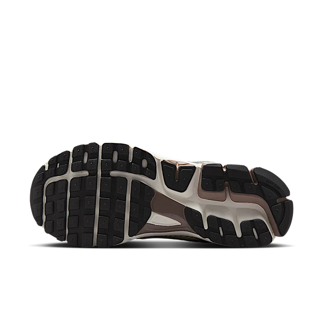 Nike Zoom Vomero 5 Sail Mink Brown Black