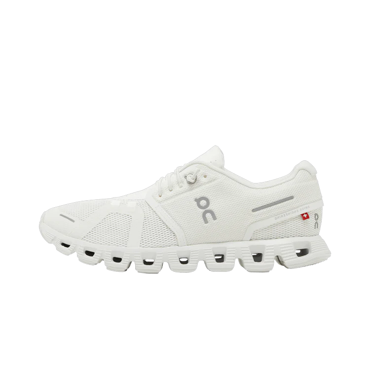 On Running Cloud 5 Undyed-White