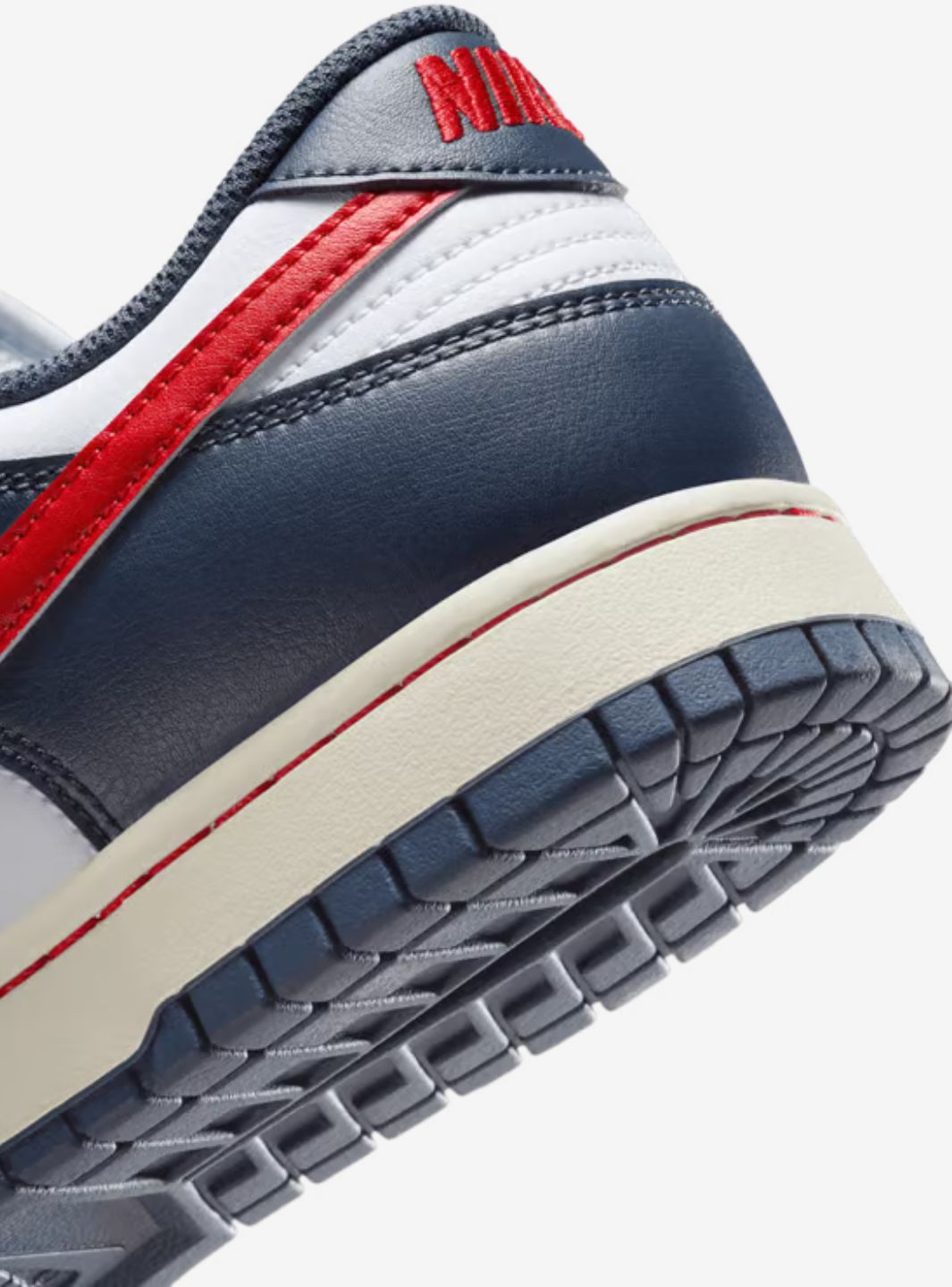 Nike Dunk Low Boston Red Sox