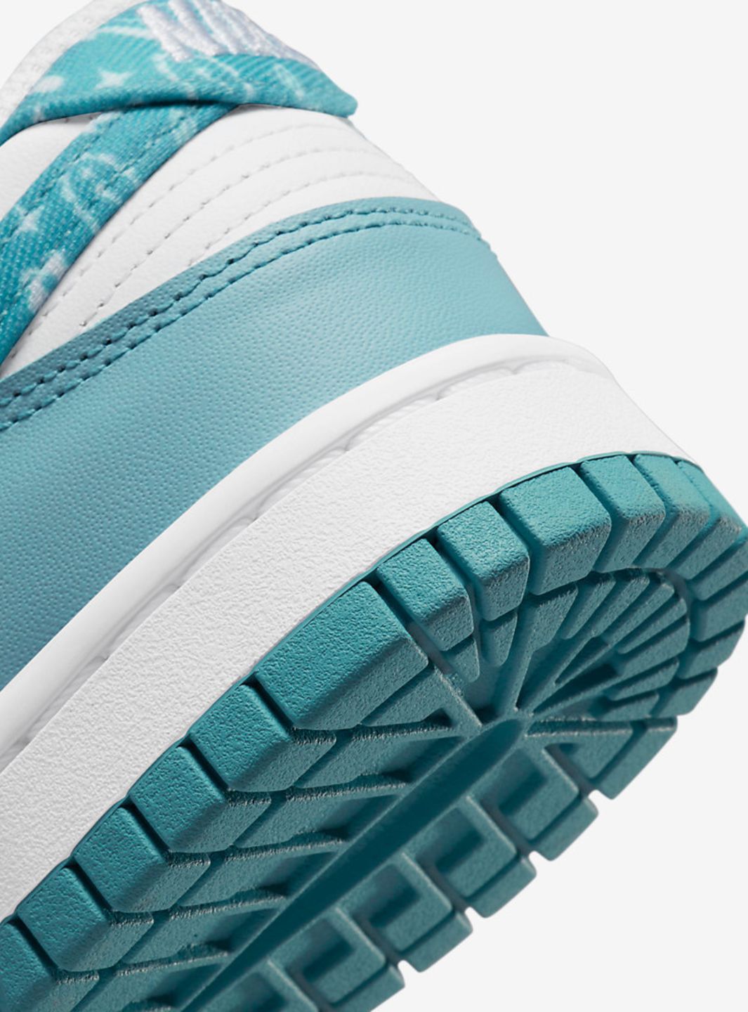 Nike Dunk Low Essential Paisley Pack Worn Blue (W)