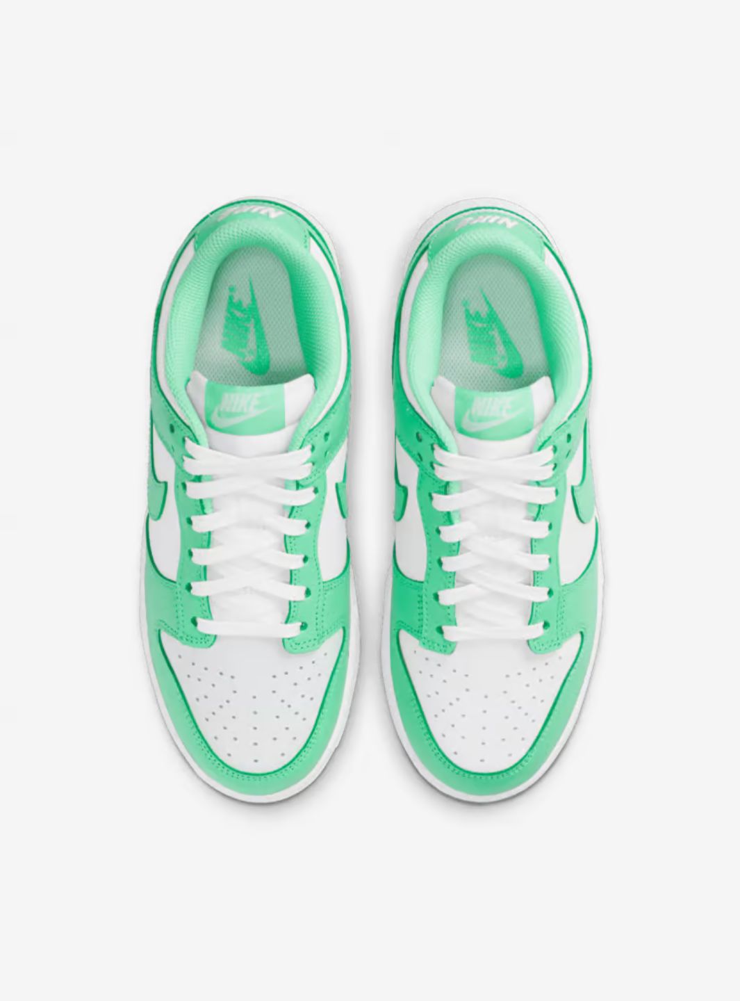 Nike Dunk Low Green Glow (W)