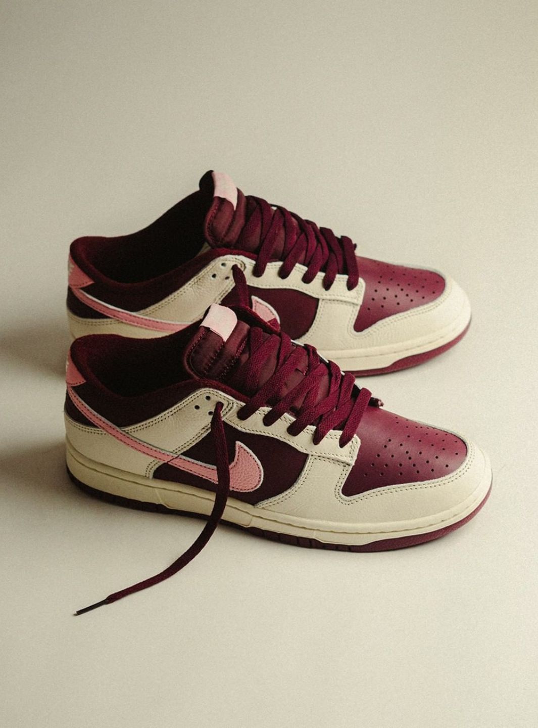 Nike Dunk Low Retro PRM Valentine's Day (2023)