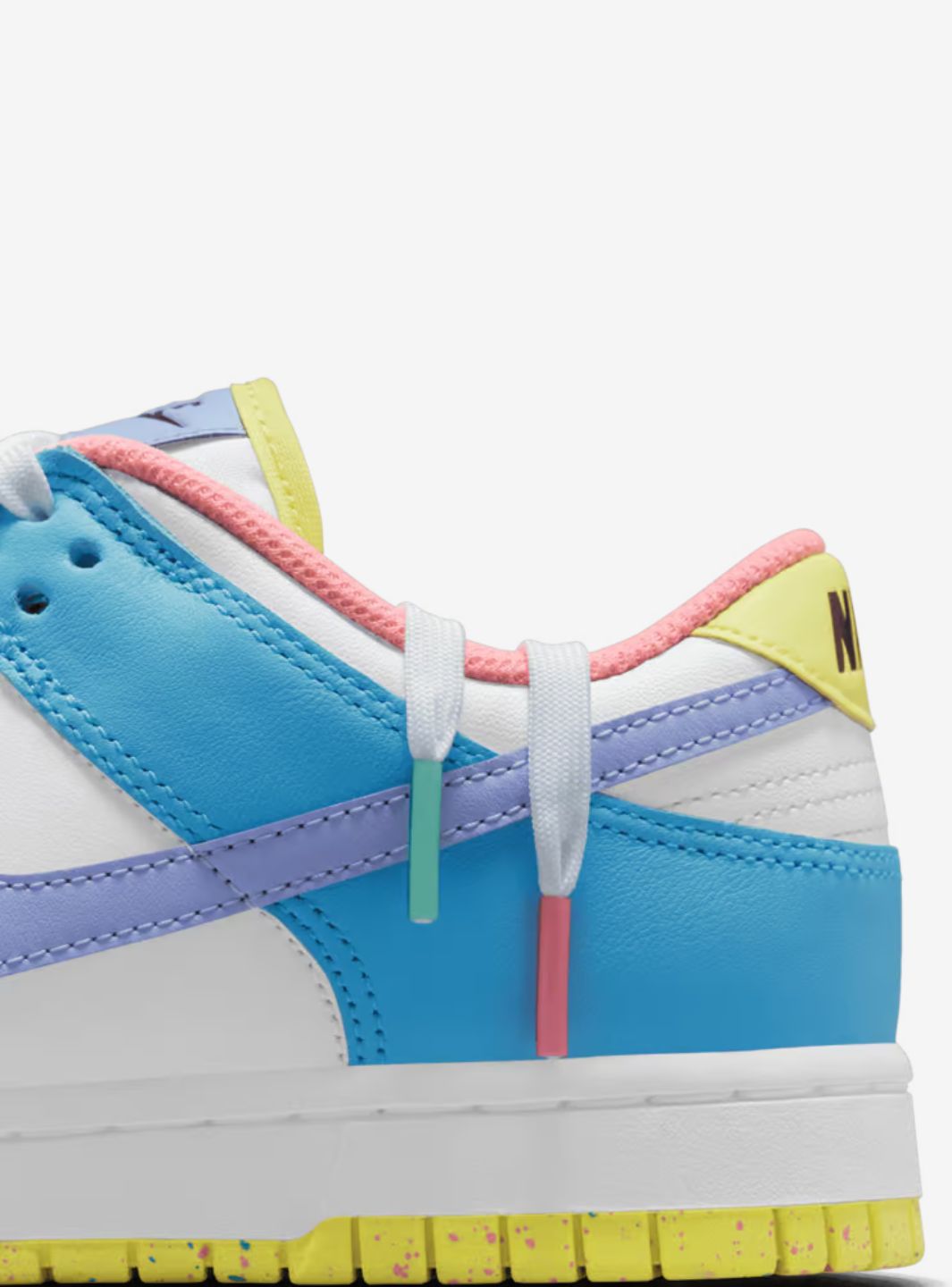 Nike Dunk Low SE Easter Candy