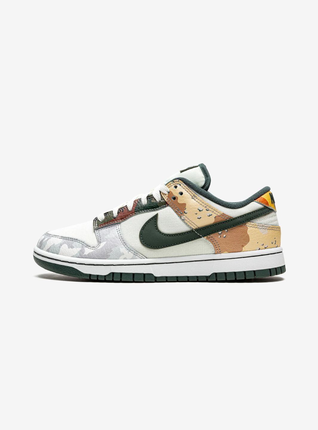Nike Dunk Low SE Sail Multi-Camo