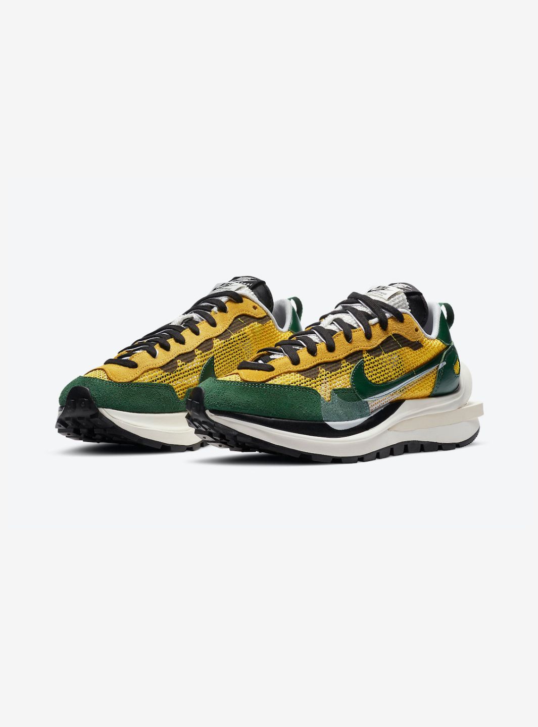 Nike Vaporwaffle Sacai Tour Yellow Stadium Green