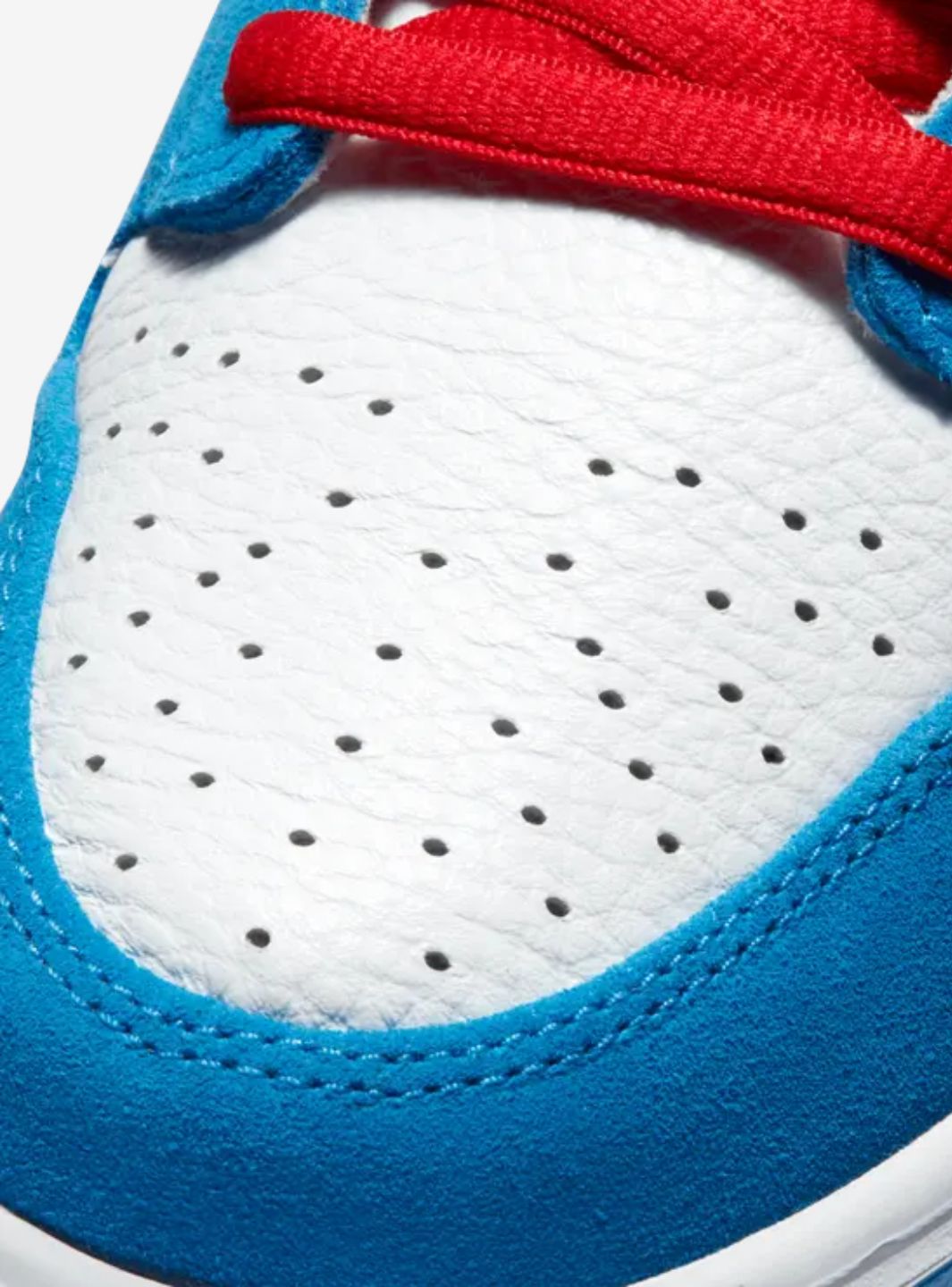 Nike SB Dunk High Doraemon