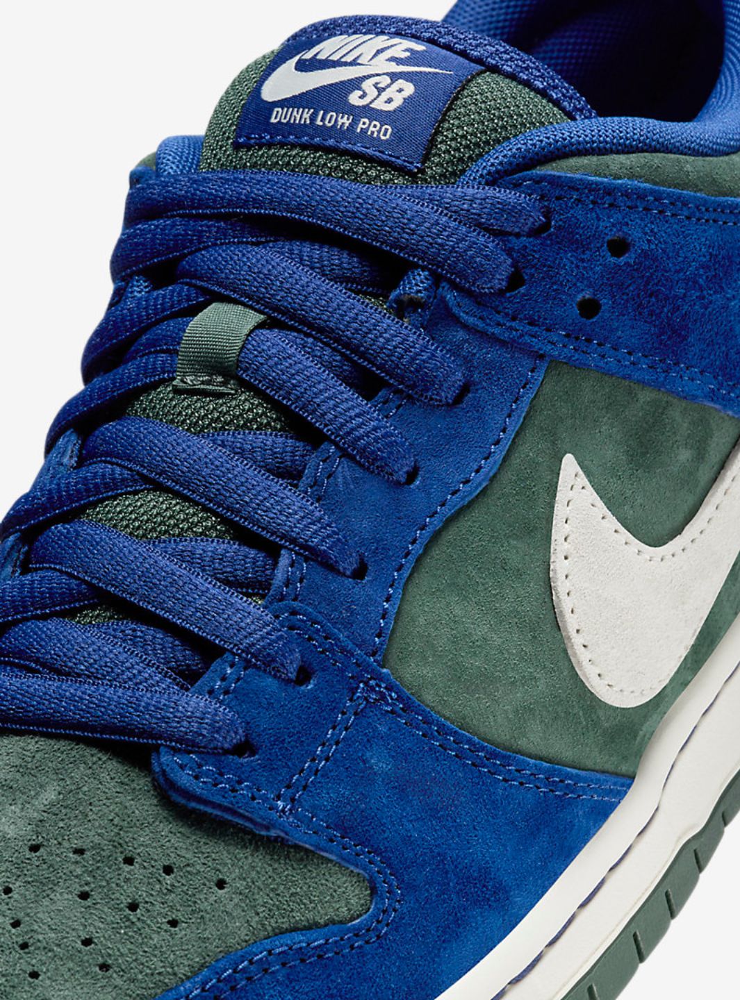 Nike SB Dunk Low Deep Royal Blue