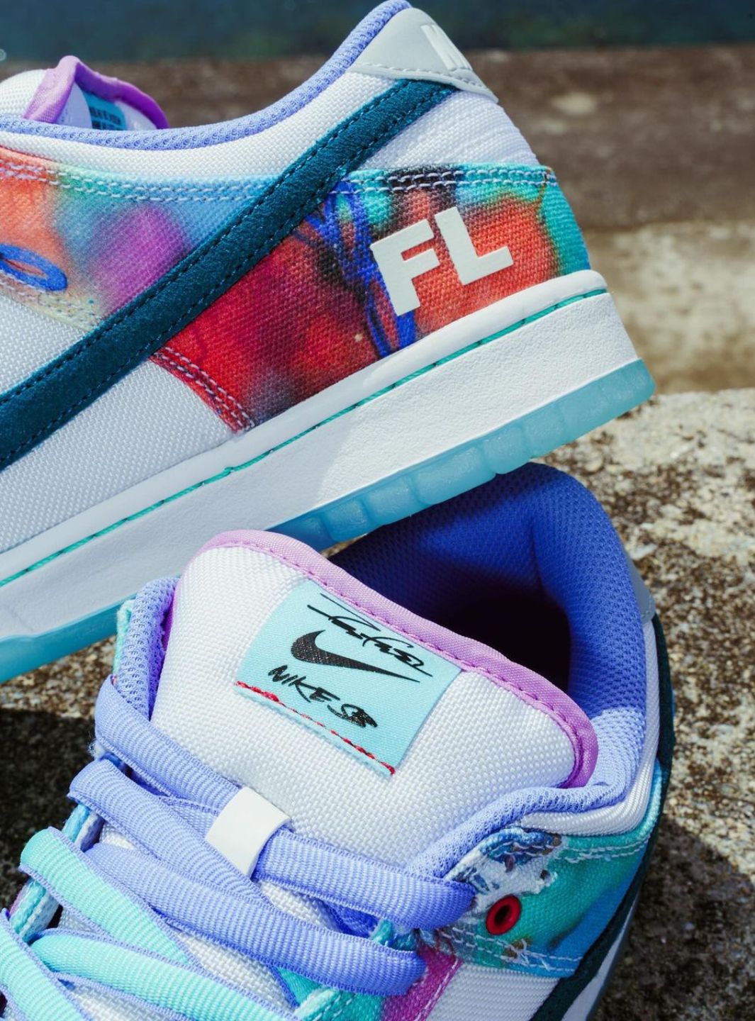 Nike SB Dunk Low Futura Laboratories Bleached Aqua