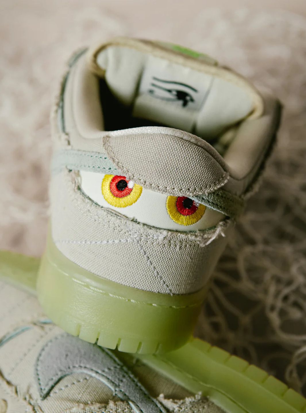 Nike SB Dunk Low Mummy