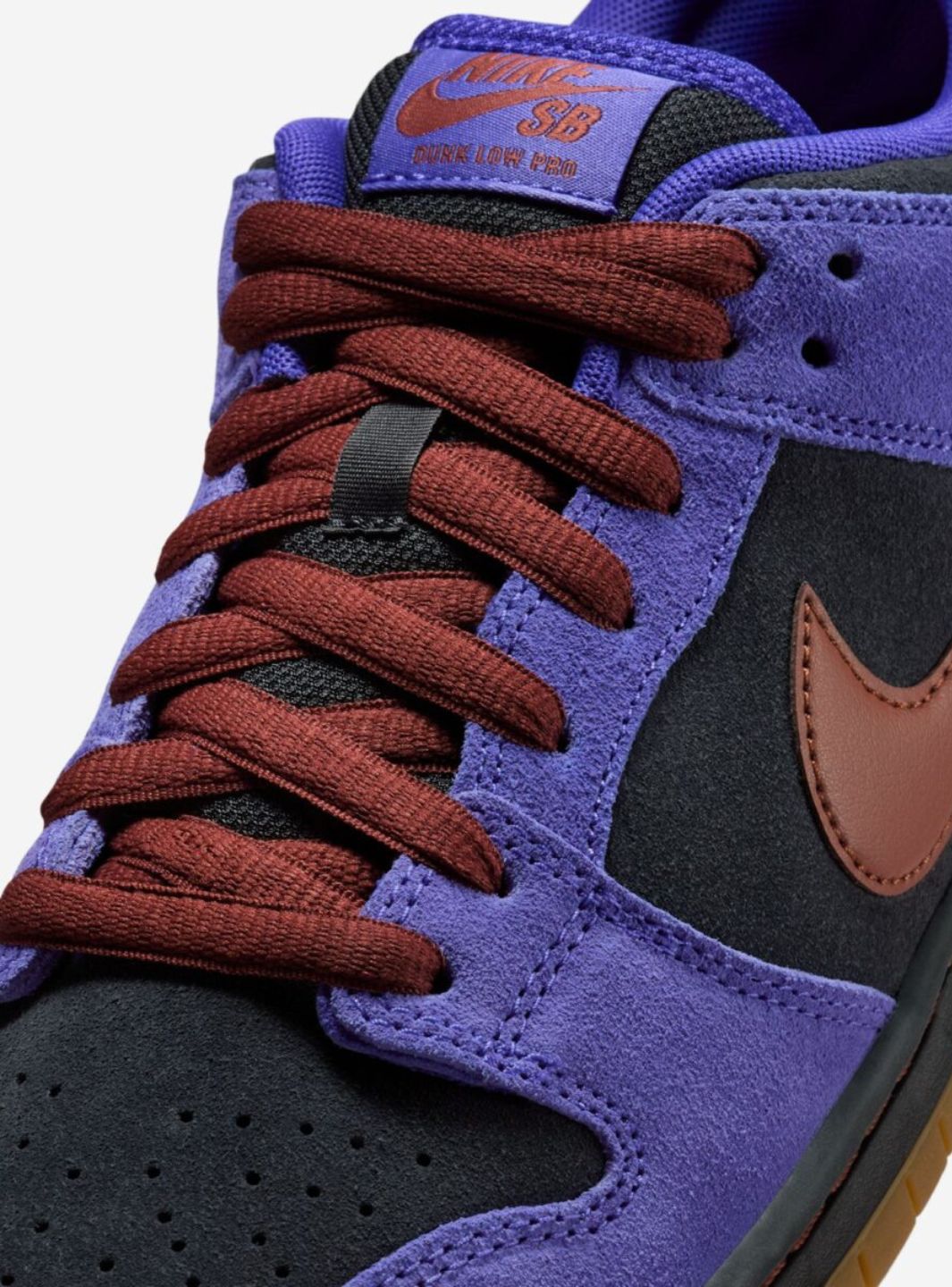 Nike SB Dunk Low Persian Violet