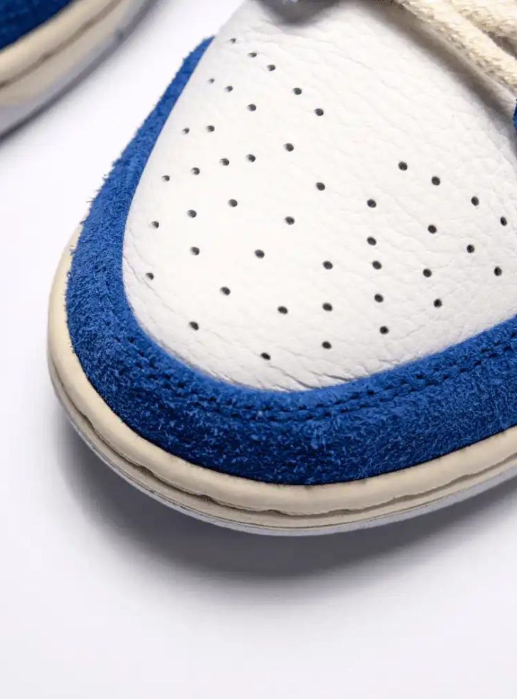 Nike SB Dunk Low Pro Fly Streetwear Gardenia