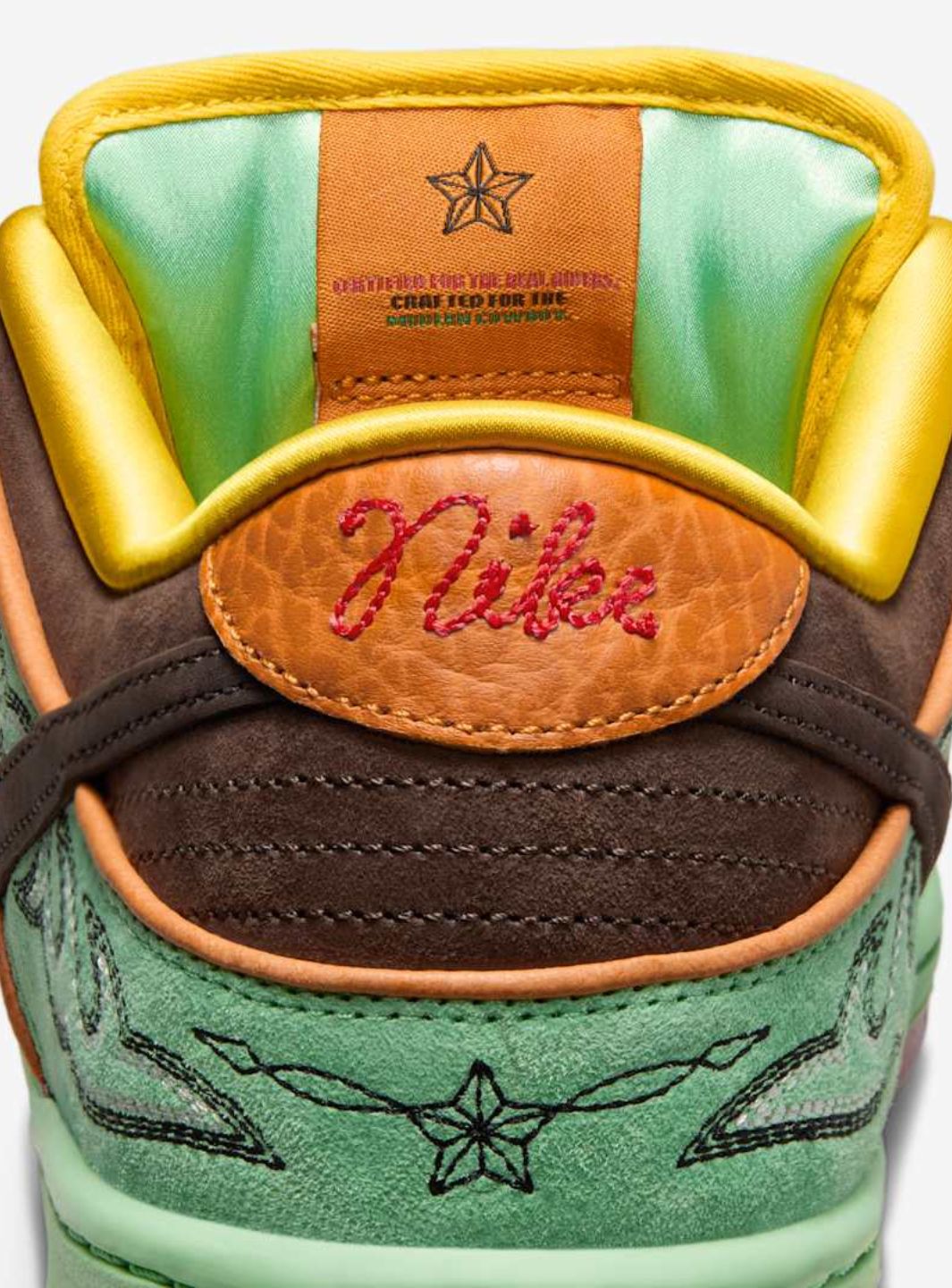 Nike SB Dunk Low Rodeo Tourmaline