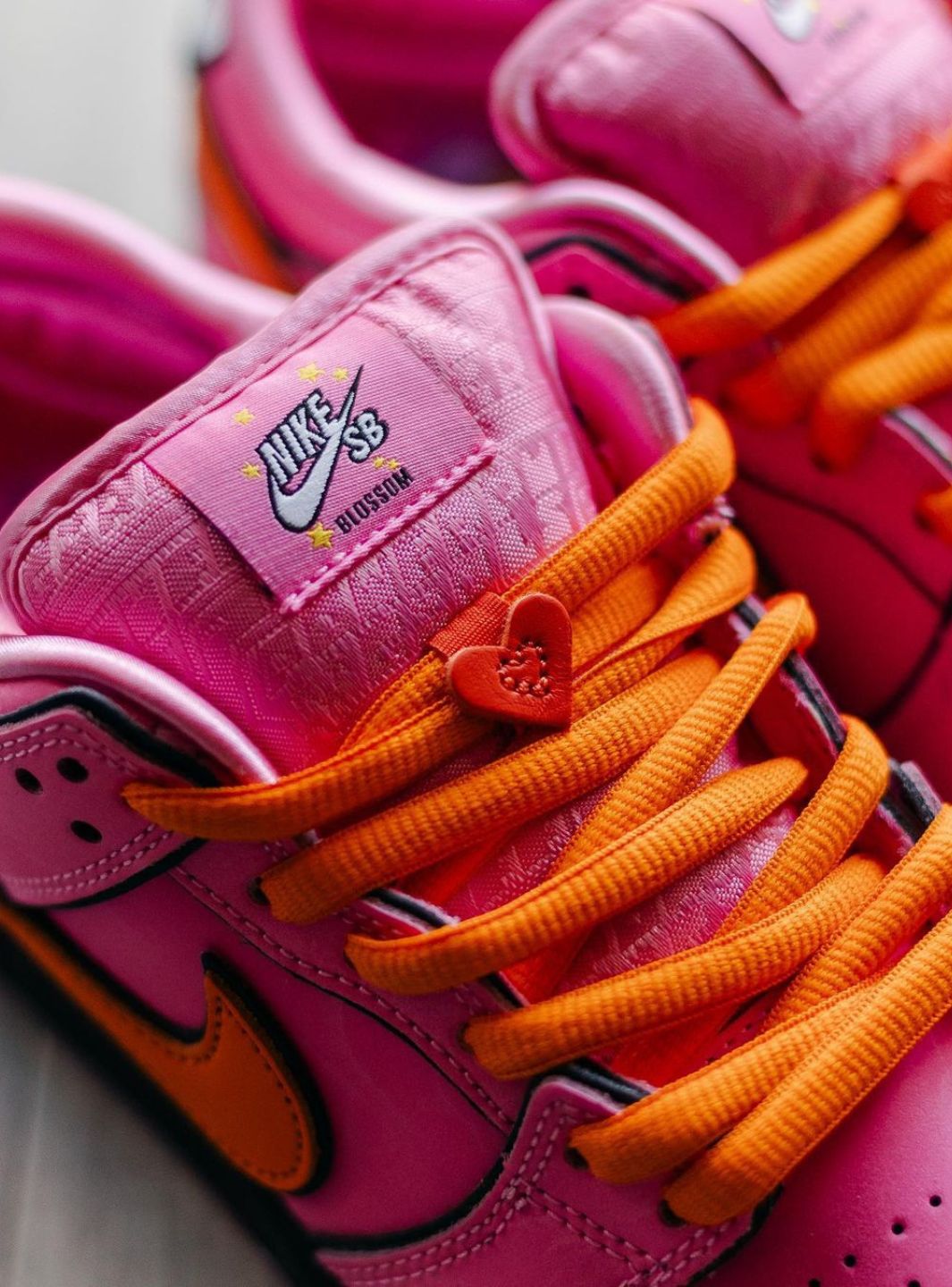 Nike SB Dunk Low The Powerpuff Girls Blossom