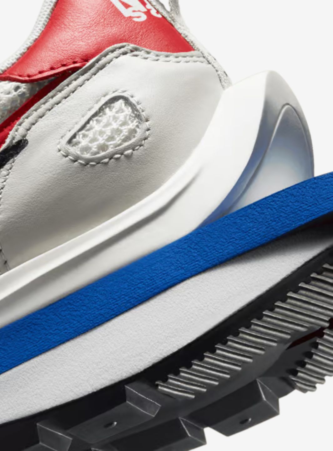 Nike Vaporwaffle Sacai Sport Fuchsia Game Royal